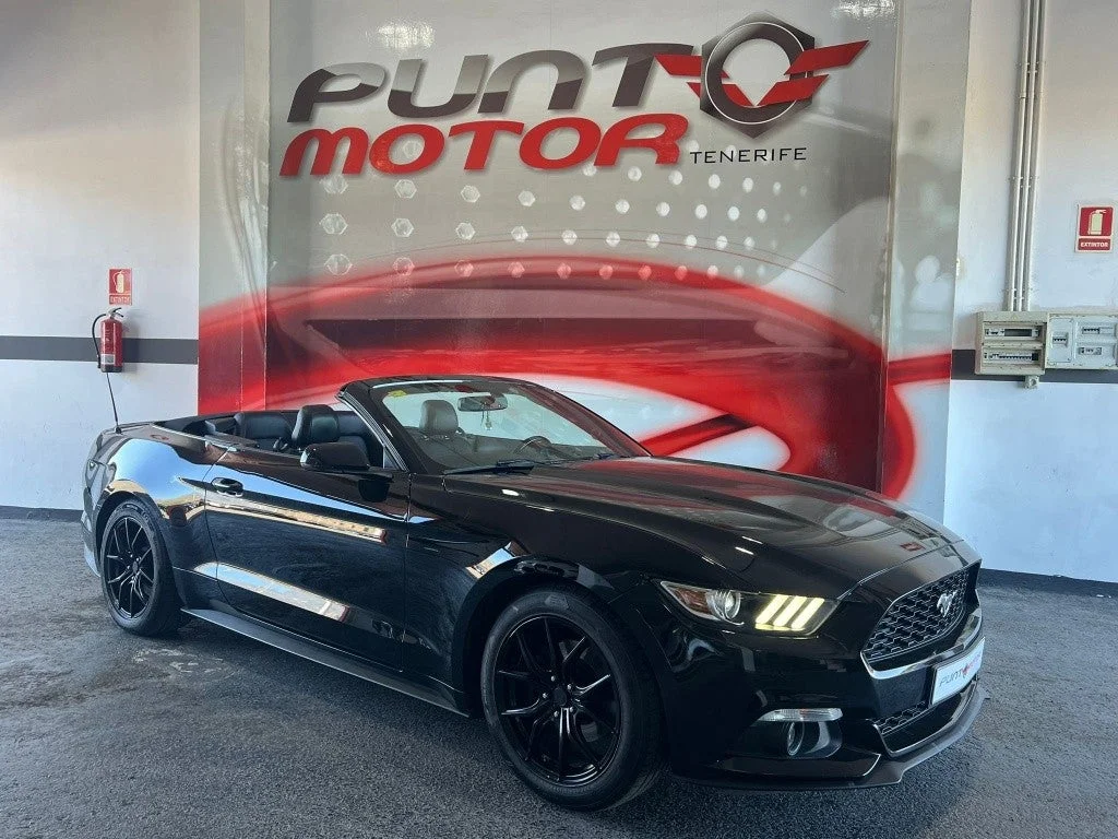 FORD Mustang Convertible 2.3 EcoBoost Aut.